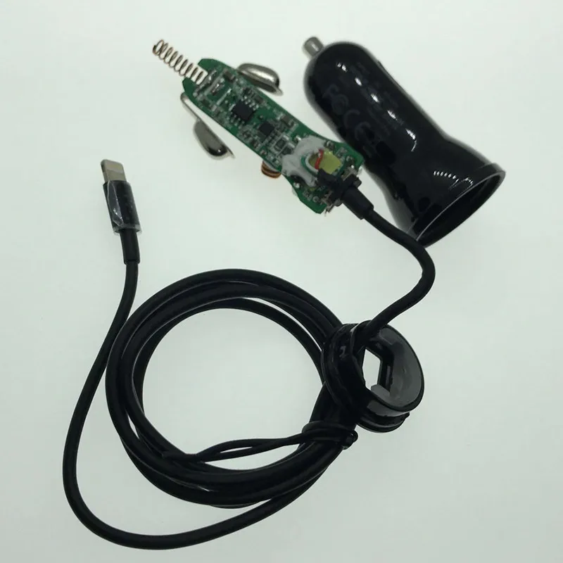 Аксессуары USB Автомобильное зарядное устройство для iPhone Samsung Быстрая зарядка Skoda
