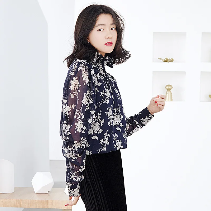 2019 New summer Pattern Fashion Embrace Horn long Sleeve Printing Chiffon Shirt womens tops and blouses print floral elegant |