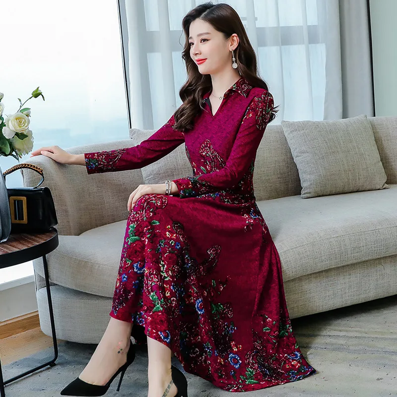 

2019 Autumn New Pattern Europe Station Will Code Self-cultivation Thin Fashion V Word Lead Long Sleeve Temperament Dress