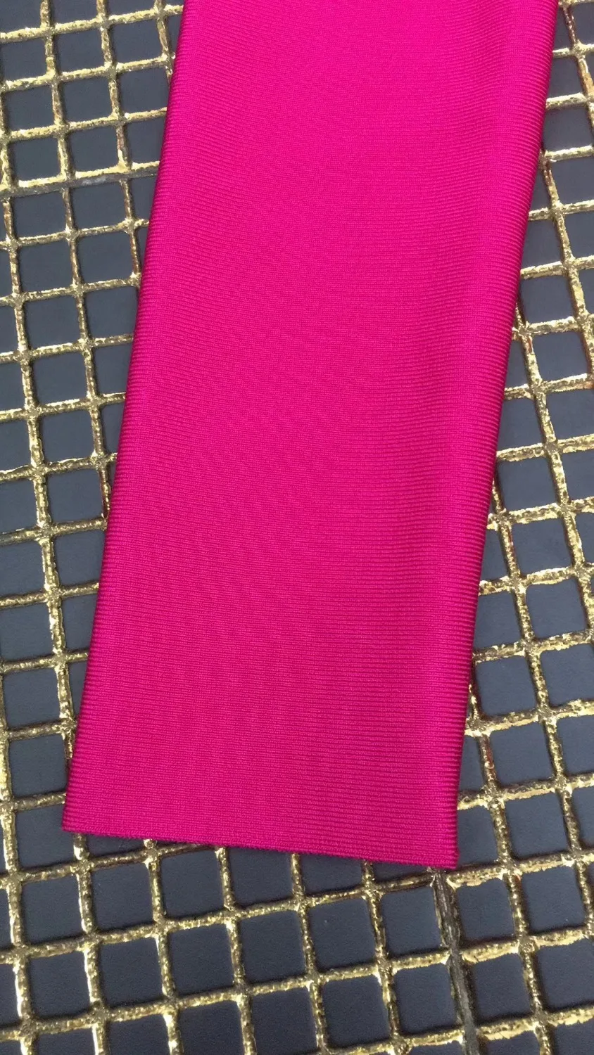 

High Quality Pink Long One Shoulder Sleeve Rayon Bandage Dress Evening Party Dress