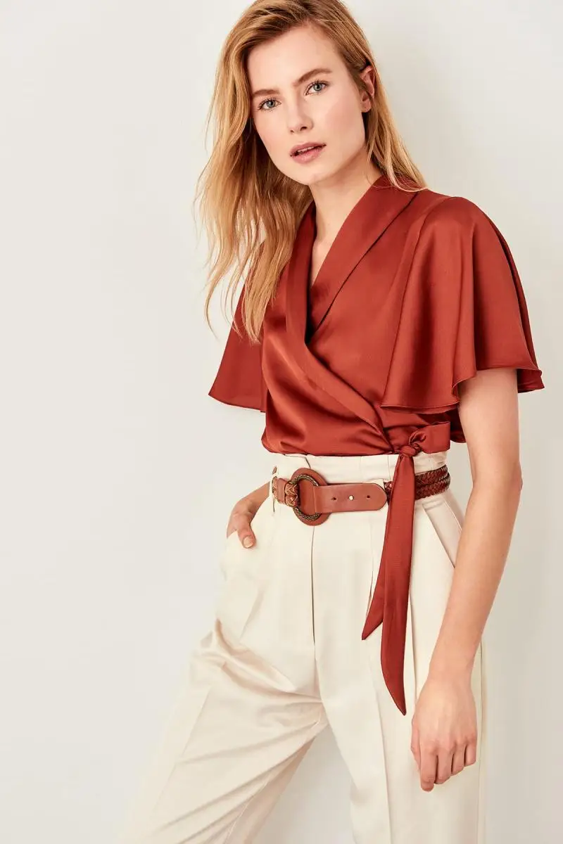 Trendyol плитка шнуровка detayli Bluz TWOSS19BB0425