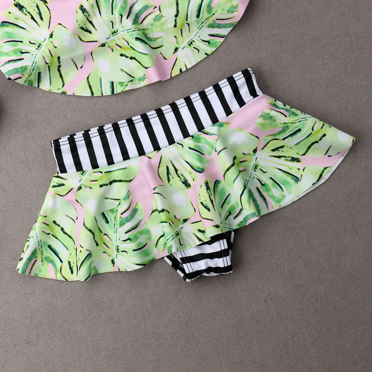 Hot Family Matching Swimwear Mother Daughter Women Kids Floral Two piece 2019 New Brand Summer Tops+shorts | Мать и ребенок