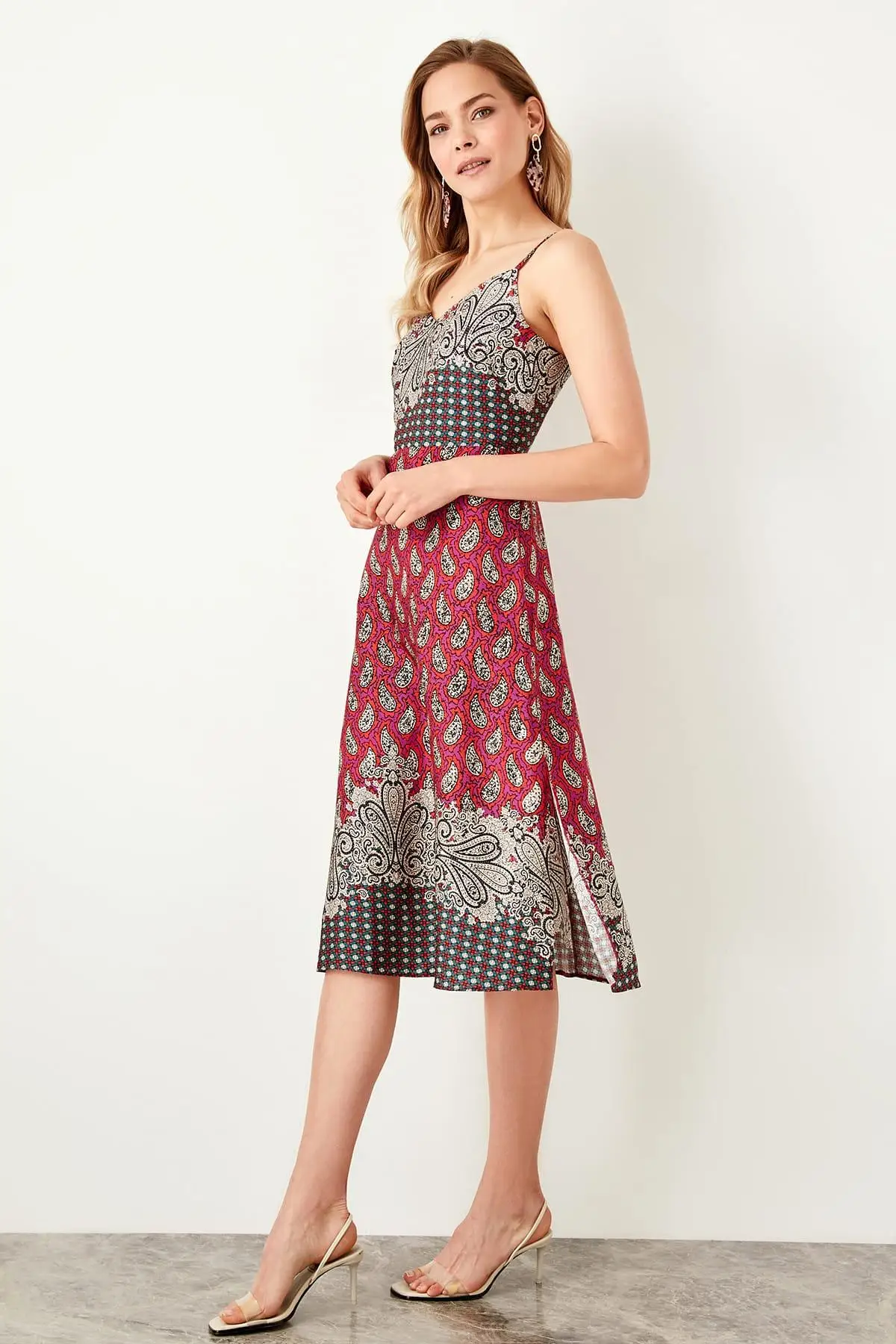 Trendyol/платье с разноцветными бретельками TWOSS19LJ0255|Женские платья| |