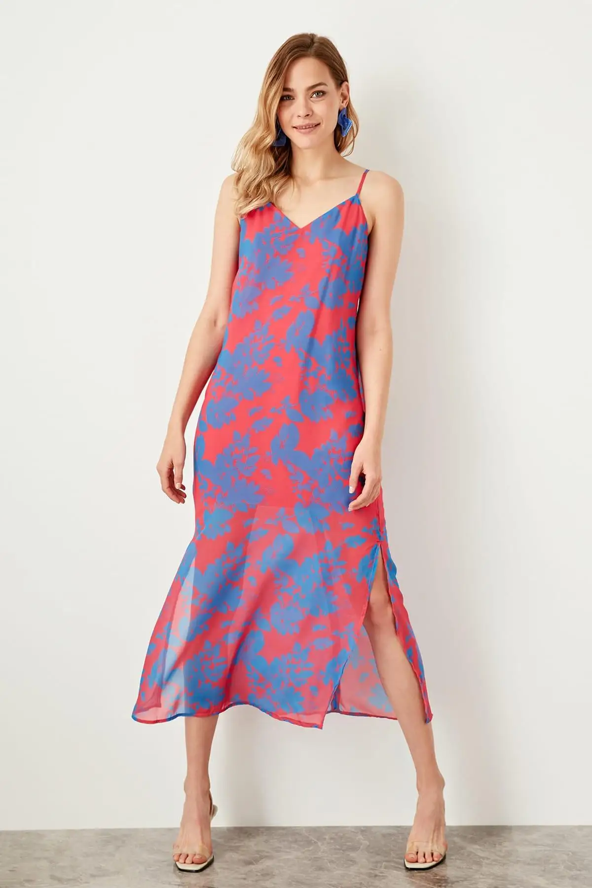 Платье с розовым принтом Trendyol TWOSS19EH0139|Женские платья| |