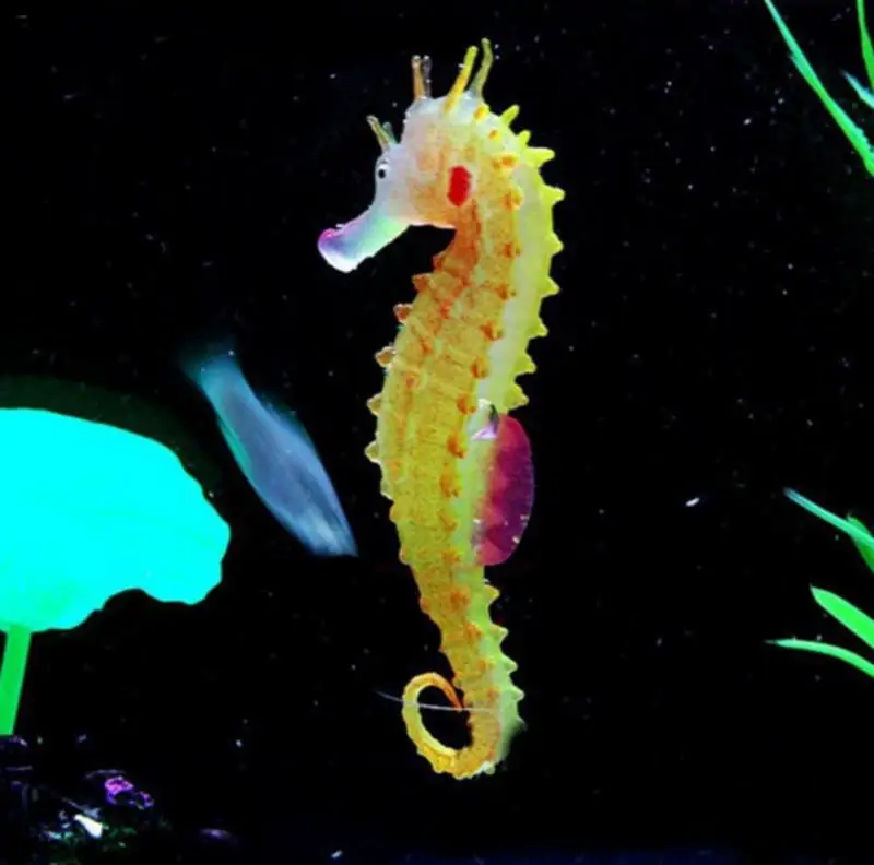 Aquarium Decorations Luminous Seahorse Ornament Glow In Dark Landscaping Silicone Sea Horse Glowing Fish Tank Decoration New | Дом и сад