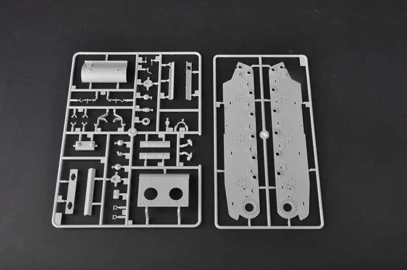 Тяжелый бак Trumpeter 1/35 01570 года в стиле оверсайз | Игрушки и хобби