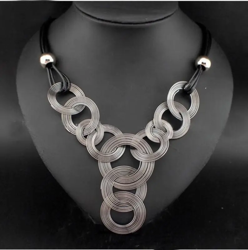 Women Choker Necklace Statement Jewelry Fashion Bib Chunky Pendant Chain Crystal Necklaces Gifts |