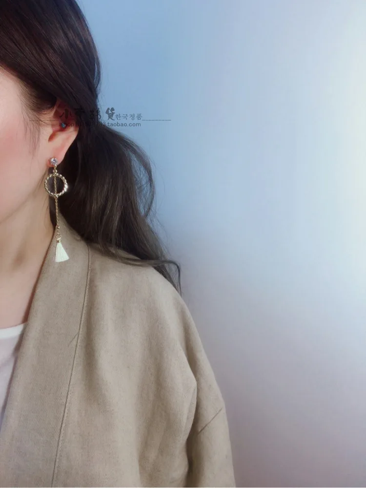 Серебряные игольчатые плетеные серьги S925 с кисточками женские асимметричные и
