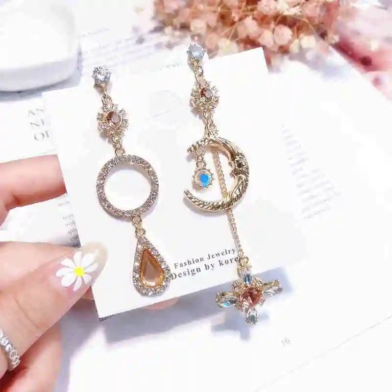 

Dream Girl Star Moon Pendant Long Asymmetric Earrings Women Party Gift Dangle Earrings For Anniversary Jewelry