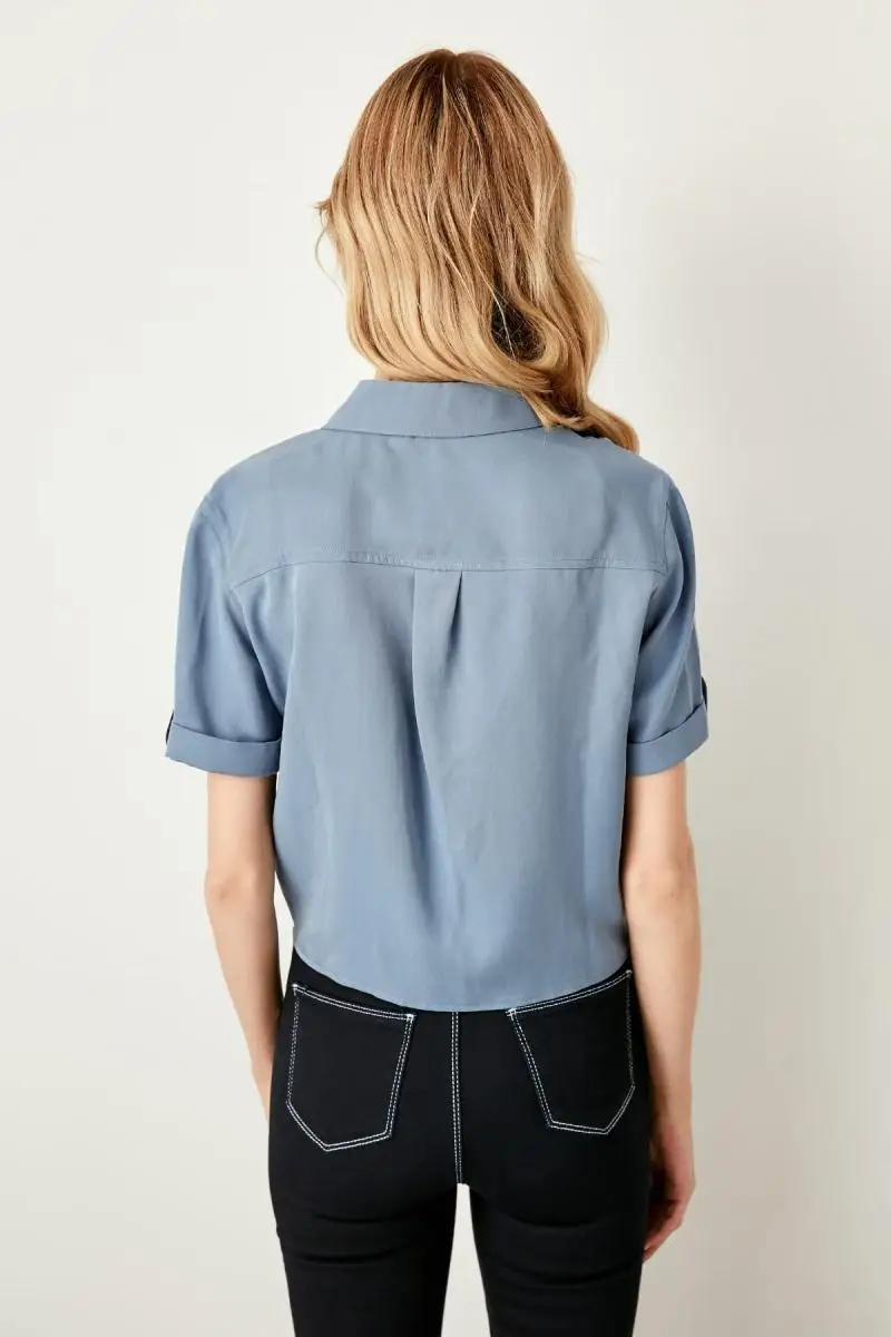 Trendyol Mavi Кнопка деталь Bluz TWOSS19ST0030 |