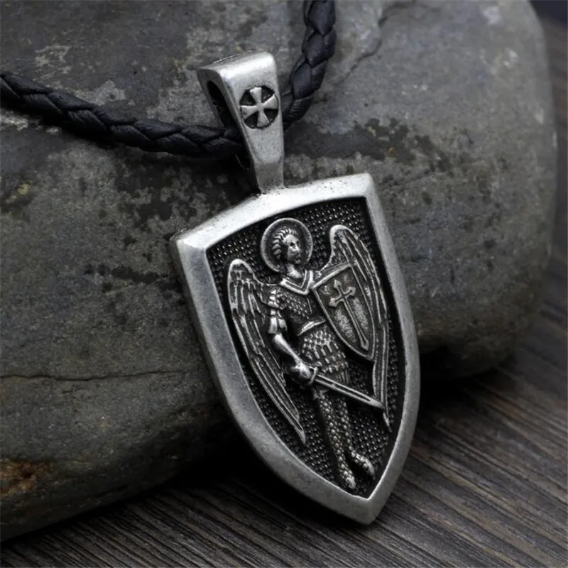 2019 Прямая поставка мужское ожерелье Archangel St. Michael Protect Me Saint Shield защита русский Orhodox