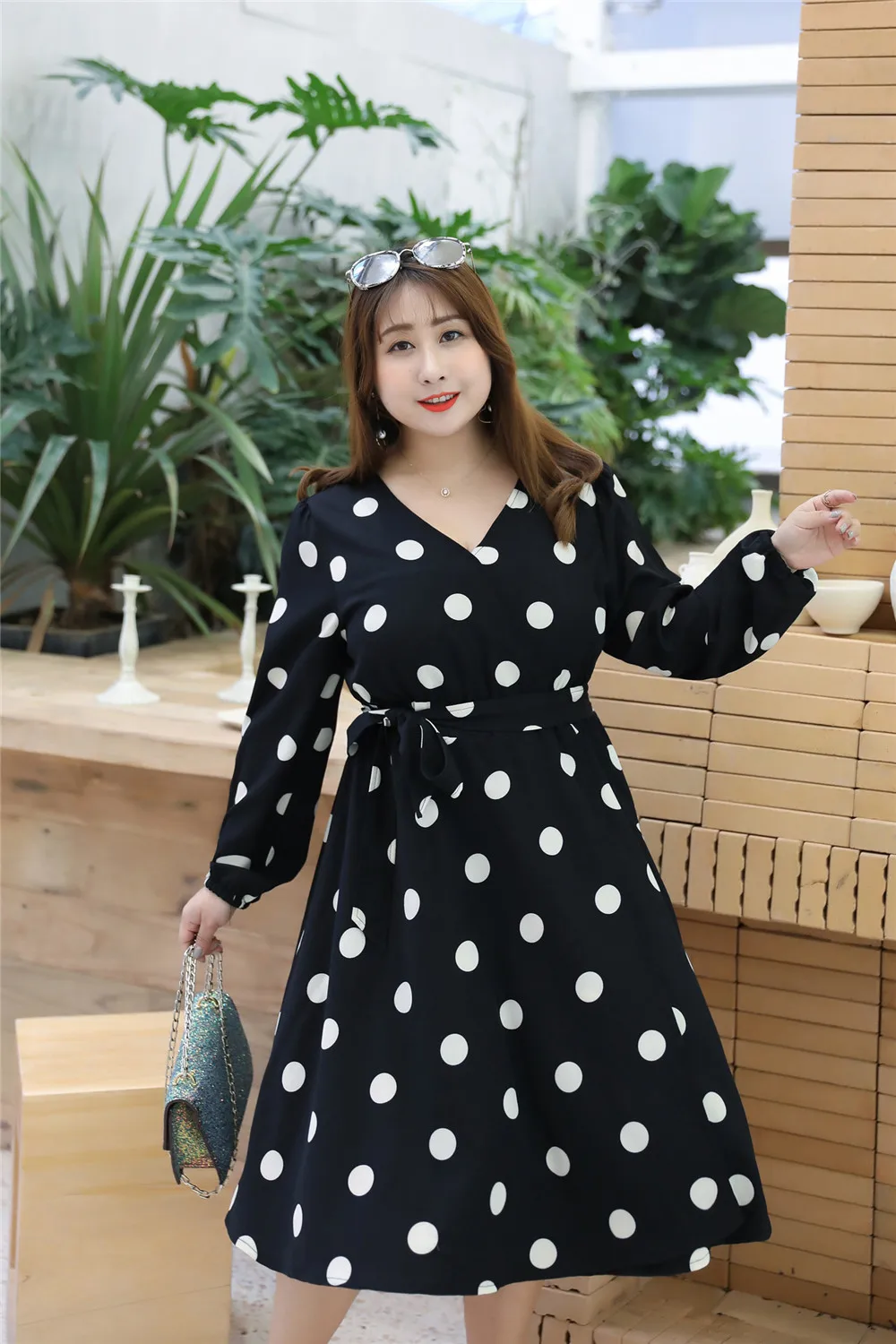 Женское вечернее платье MINSUNDA офисное в горошек с поясом и длинными рукавами