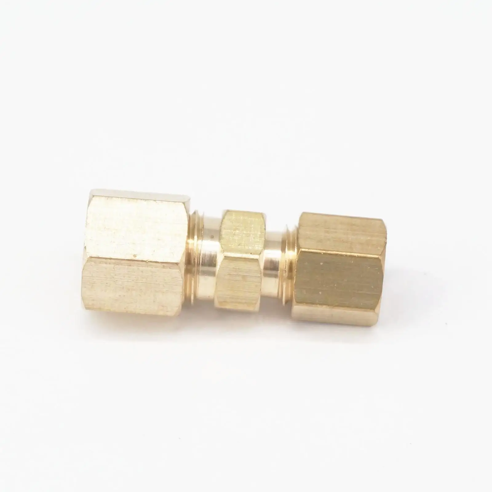 Подходит для 3/16 &quotx 1/4&quot труба OD прямое сжатие соединение латунный фитинг