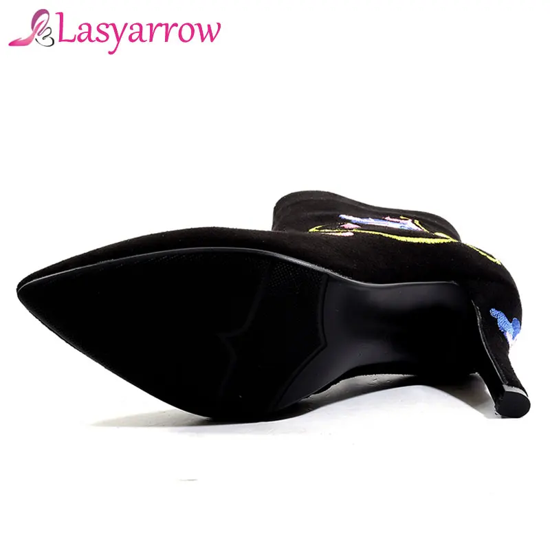 Женские ботинки на шпильке Lasyarrow сексуальные с вышивкой женские модная обувь