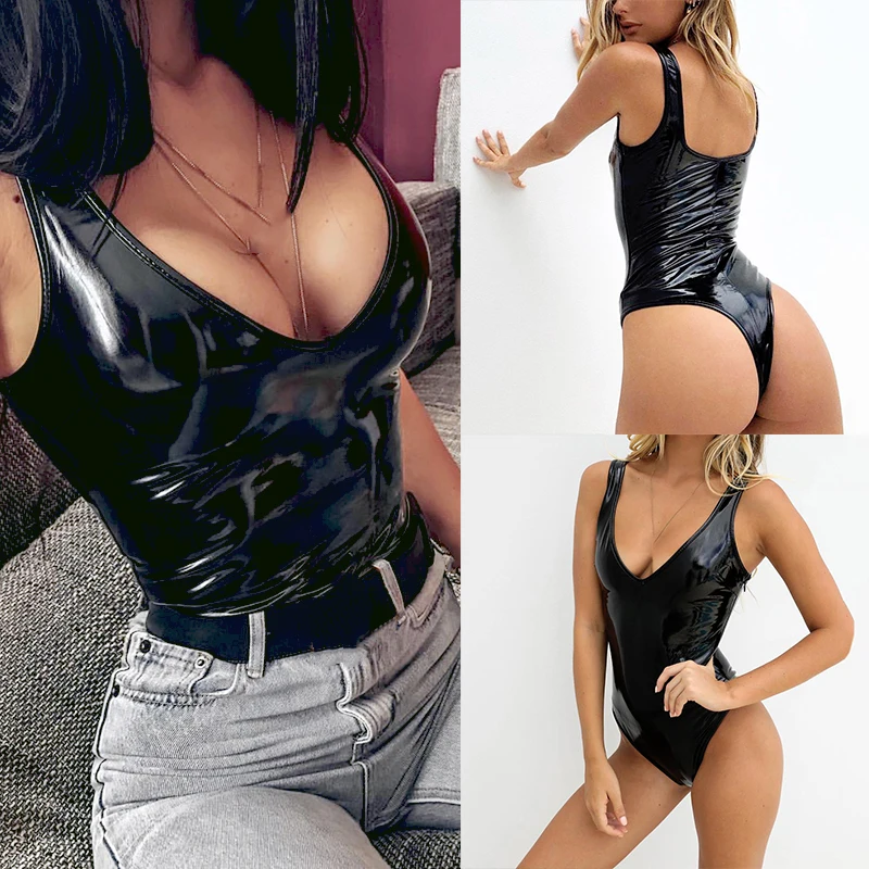 Женский комбинезон из искусственной кожи с глубоким v-образным вырезом | Женская