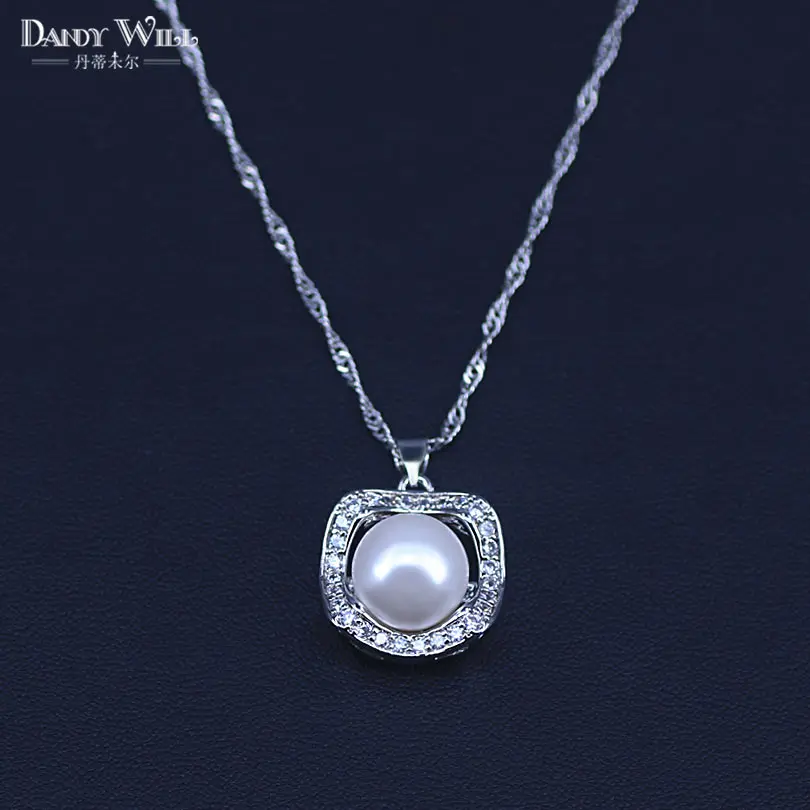 Свадебный набор ювелирных изделий с жемчугом пресной воды для женщин: ожерелье, серьги-кольца и кольцо.