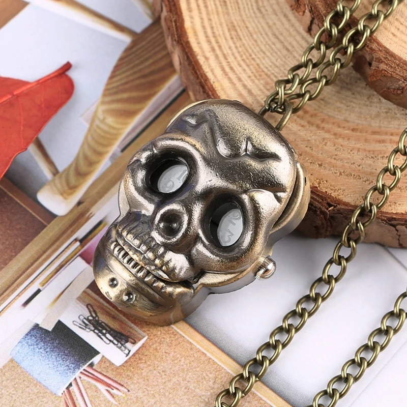 

Unique Little Cute Skull Quartz Pocket Watch Retro Punk Ghost Necklace Pendant Clock Gifts for Men Women Children Collectibles