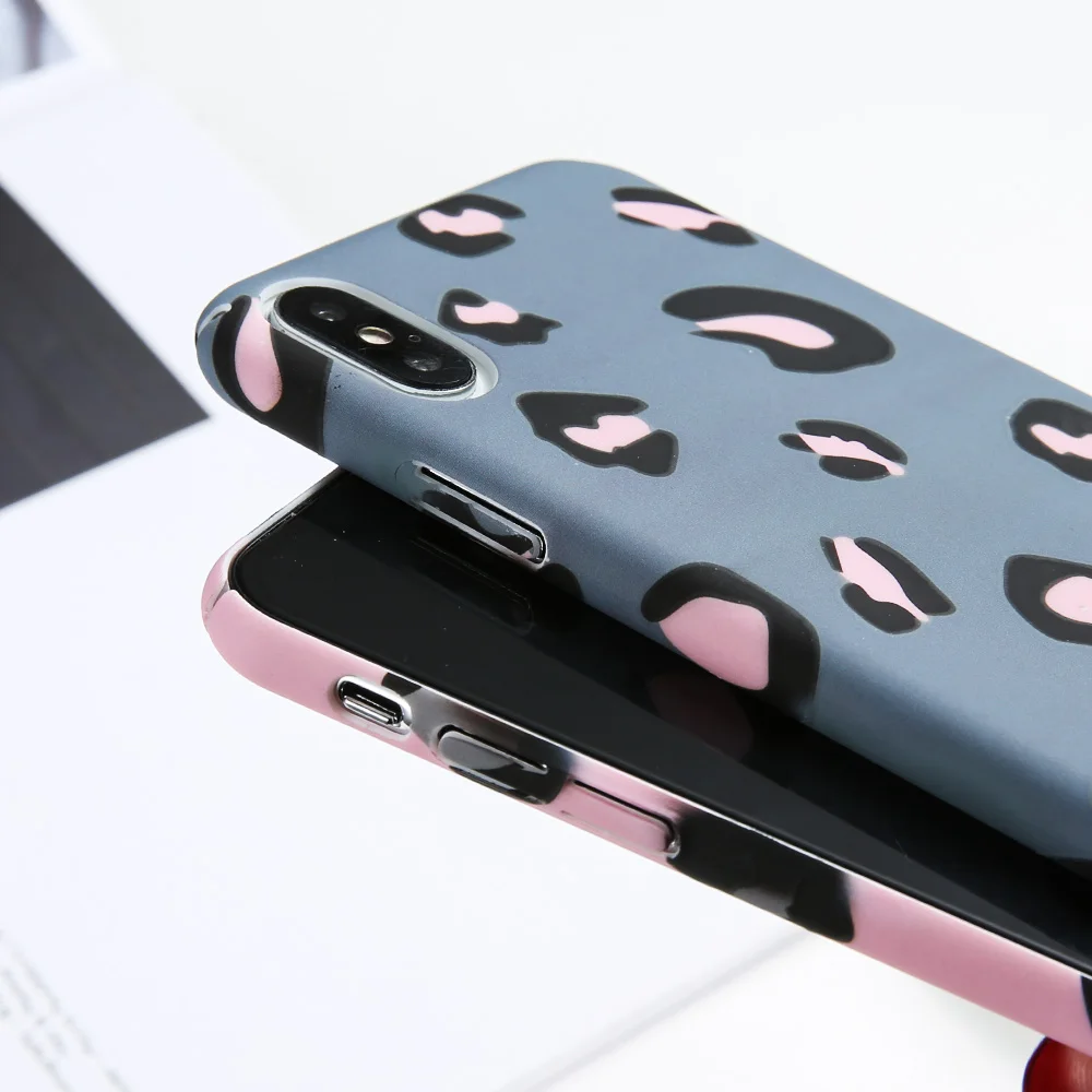 KISSCASE Luminous Phone Case For iPhone X XS Max XR Fashion Leopard Pattern Hard PC 7 8 6 6S Plus 5 5S SE Fundas |