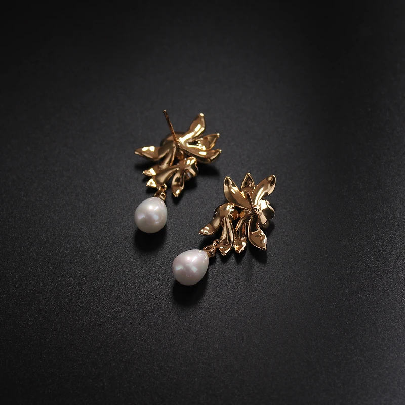

99 CARATS Enamel dripping glaze, fresh and elegant flower retro temperament Earrings For Women Free Shipping