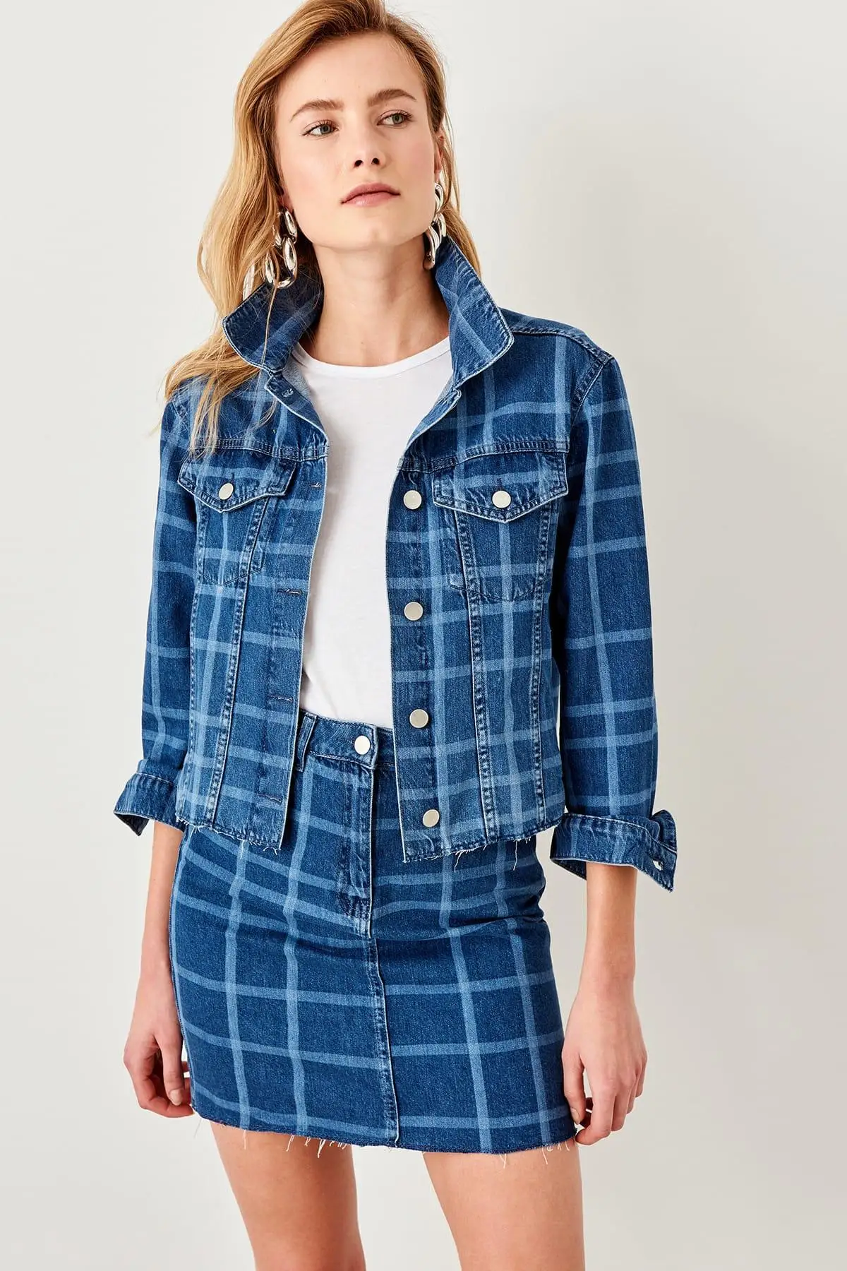 Джинсовая куртка Trendyol Blue Line Detaylı TWOSS19UM0024|Женские куртки| |