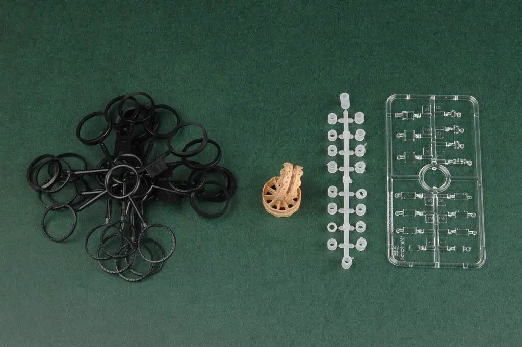 Набор для сборки Hobbyboss 82429 г. Merkava Mk.IV 1/35 из Израиля | Игрушки и хобби