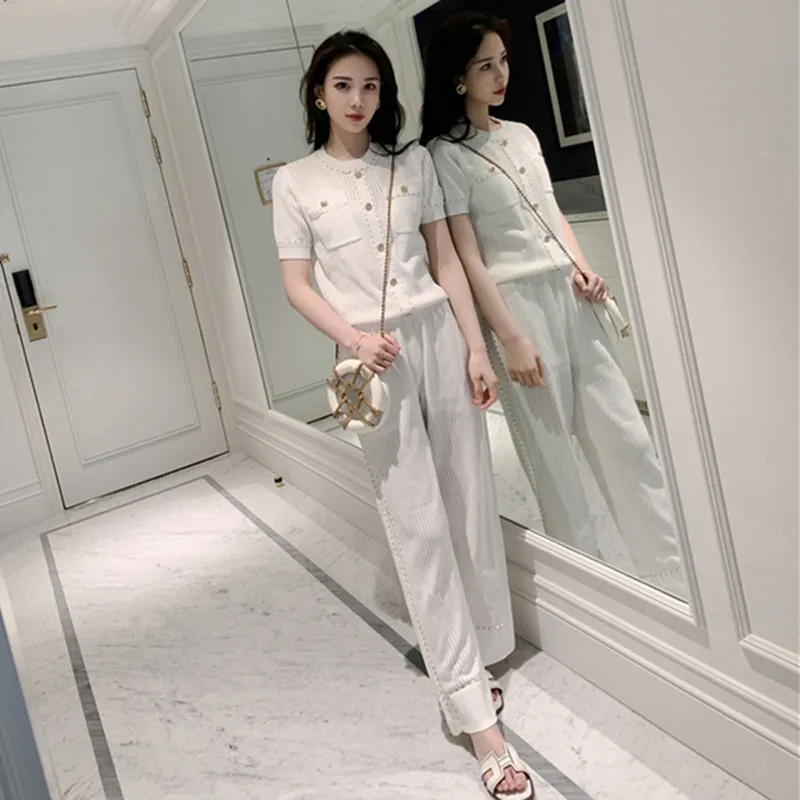 Комплект из 2 предметов с широкими штанинами Женская Золотая кнопка вязаный