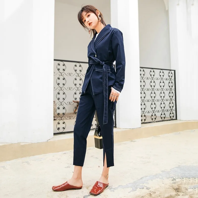 TWOTWINSTYLE комплект из двух предметов женский длинный рукав бандажный Блейзер