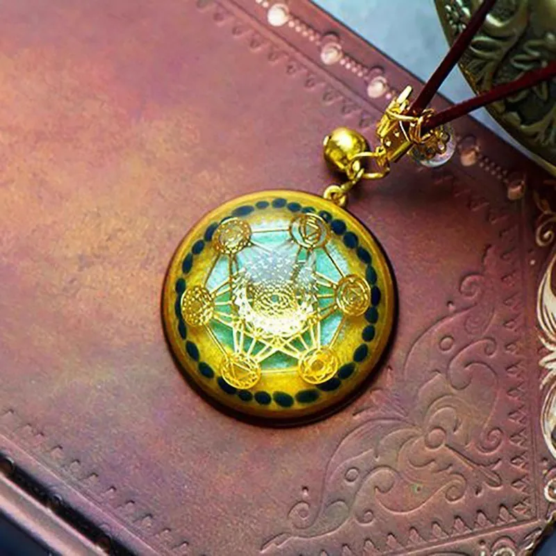 AURAREIKI Orgonite Reiki кулон из натурального кристалла в стиле ретро меняющий магнитное