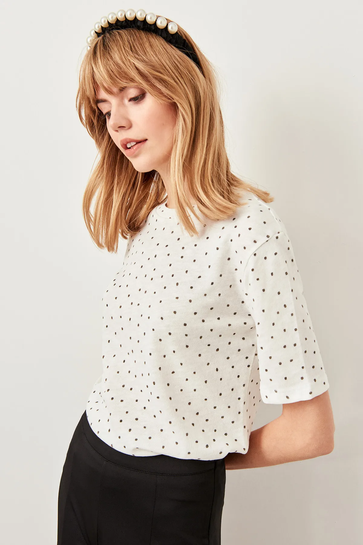 Trendyol белые трикотажные футболки TWOSS19VG0129|Футболки| |