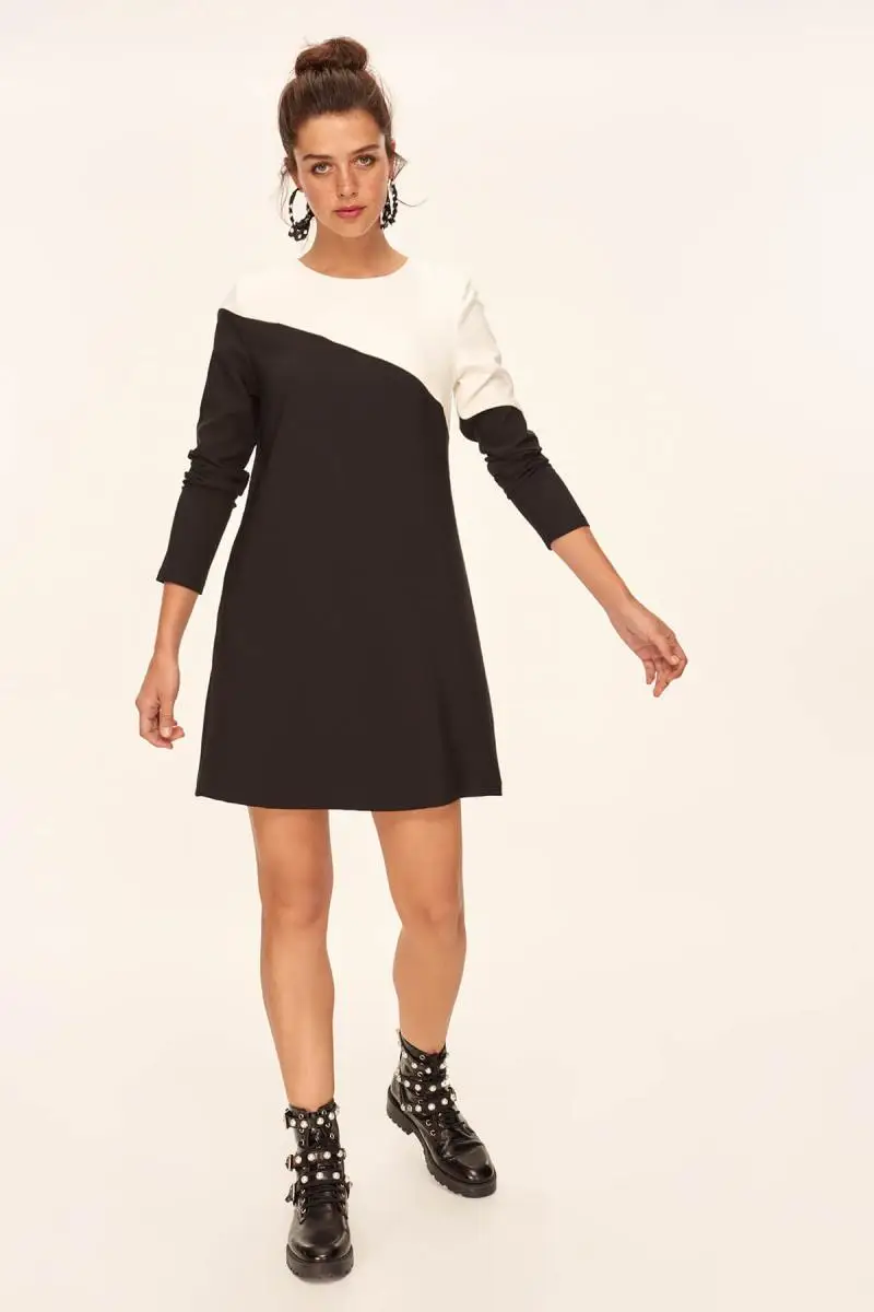 Черное платье Trendyol с цветными блоками TCLAW19BB0328|Женские платья| |