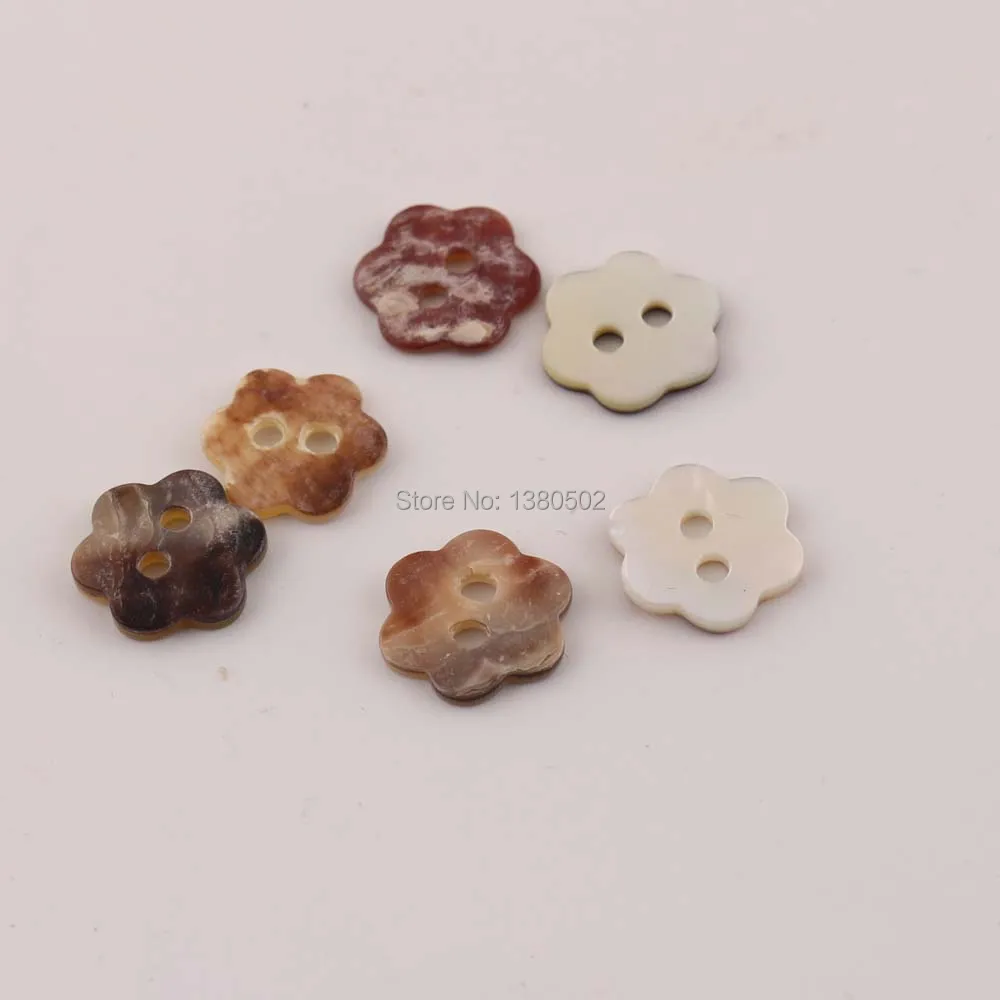 

20PCS/lot 10mm Flower Shape 2 holes Shell Buttons Decorative Button for Clothing Garment Accessories
