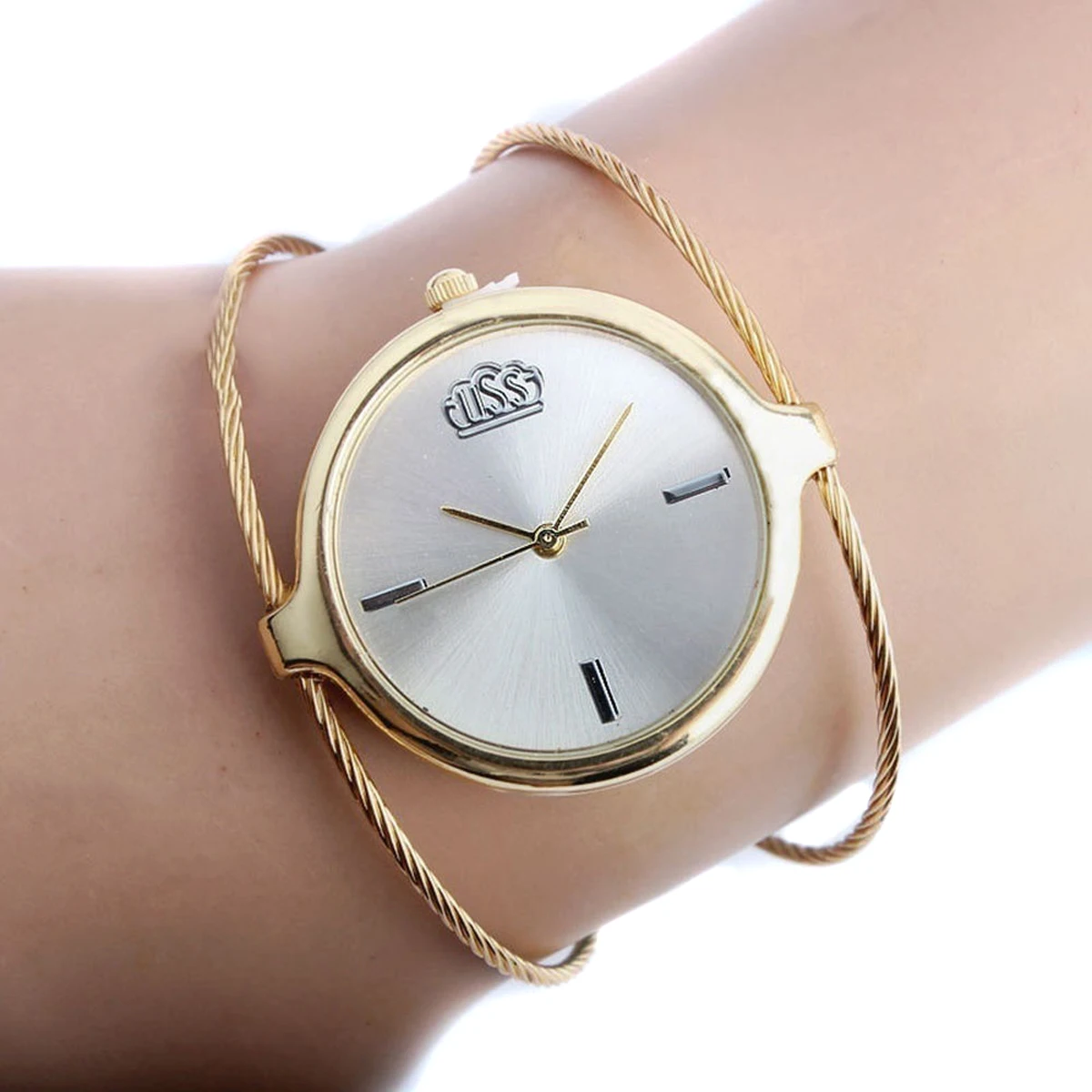 

Shellhard Women's Simple Steel Wire Round Dial Watch Analog Stainless Steel Quartz Round Dial Bracelet Bangle Wrist Watch