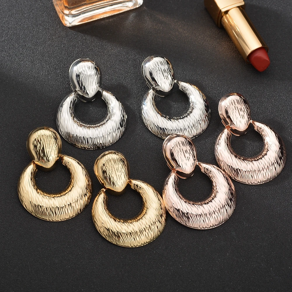 GEREIT 2019 Новое поступление большие сережки для Для женщин золотистый Серебристый с