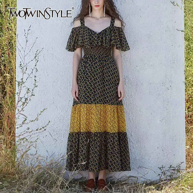 Женское винтажное платье TWOTWINSTYLE весеннее длинное с открытыми плечами коротким