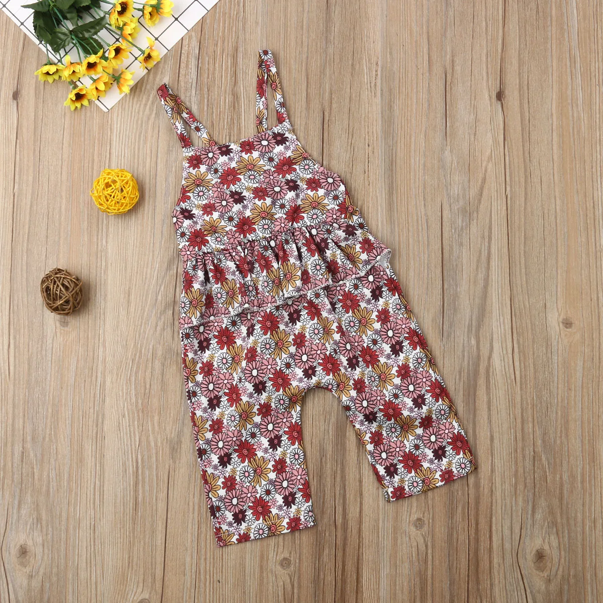 Комбинезон с открытой спиной и цветочным принтом для маленьких девочек милый