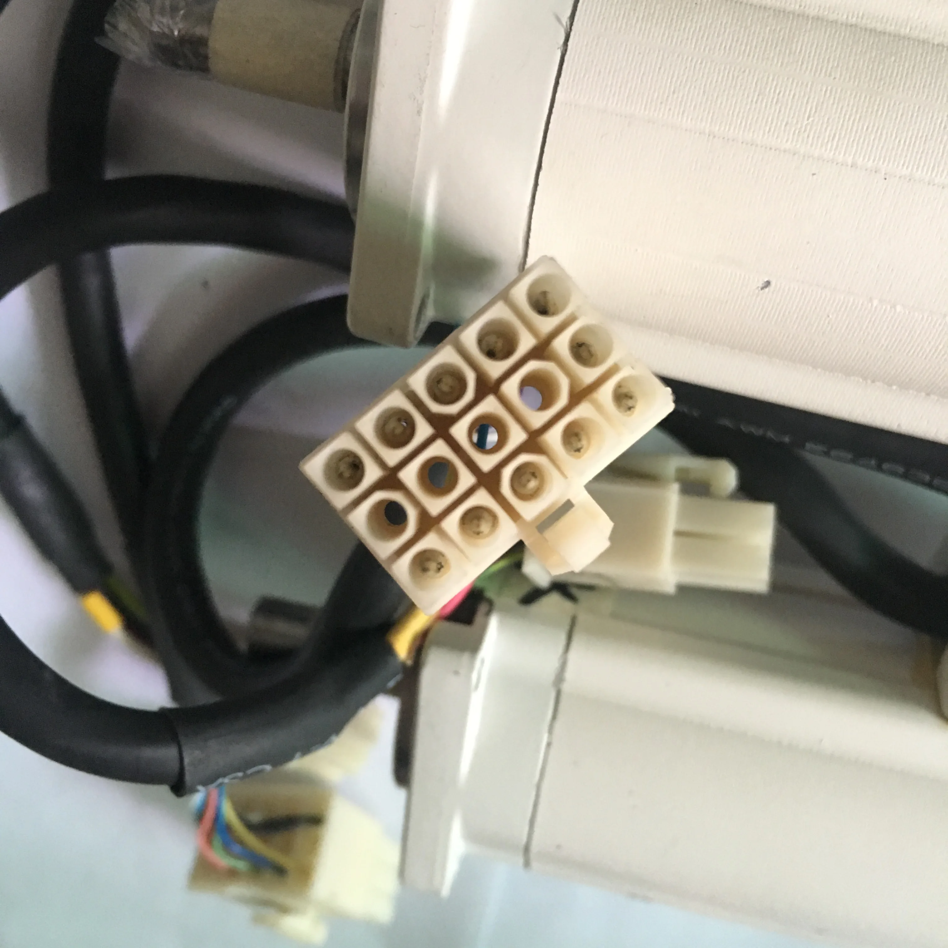 

MSMA series motor MSMA042A1E engine MSMA042 400w with encoder repair