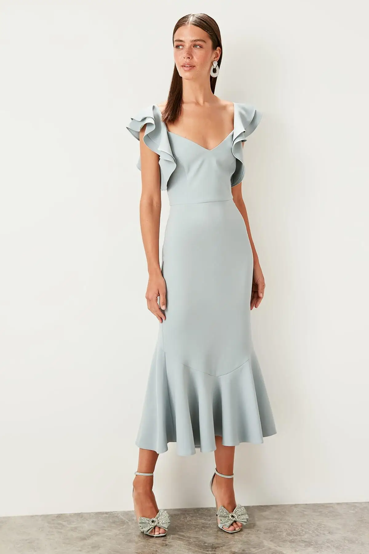 Trendyol серое платье с маховиком TPRSS19BB0321|Женские платья| |