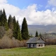 Старый деревянный дом на горе Словакии плакат печать (15x6)|Таблички и знаки| |