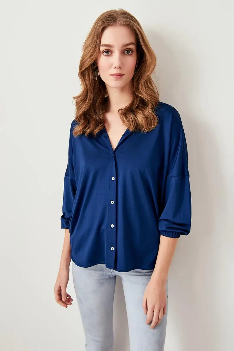 Trendyol темно-синяя трикотажная рубашка на пуговицах TWOSS19OS0040 |