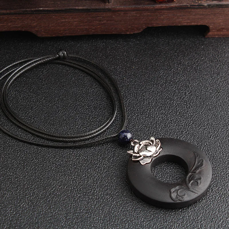 Vintage Ornament Circle Wooden Alloy Lotus Pendant Sweater Necklace for Women Simple Jewelry Accessories | Украшения и аксессуары