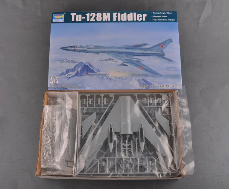 Trumpeter 01687 1/72 российский Tu-128M Fiddler перехватчик самолета набор TH10445-SMT2 | Игрушки и