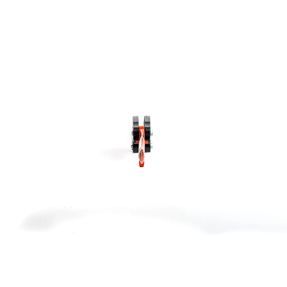 Нож-бабочка Maskbro Алая паутина (сувенир из дерева) | Игрушки и хобби