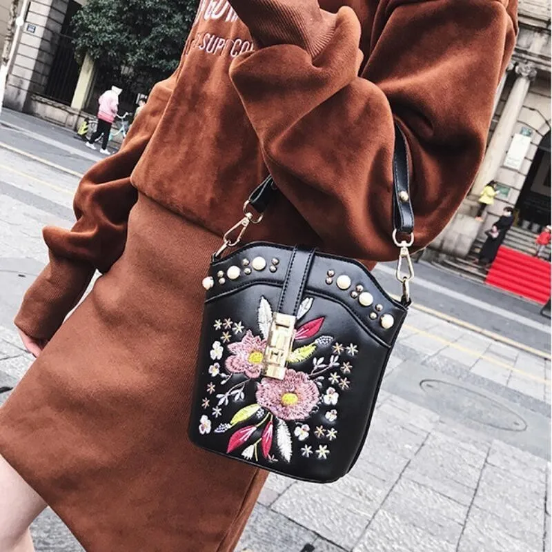 Женские кожаные сумочки мини сумки через плечо с цепочкой для девочек маленькие