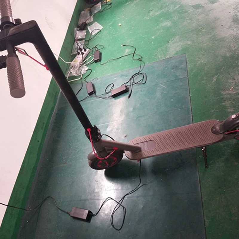 Вилка Великобритании зарядное устройство для электрического скутера 42 в 2A