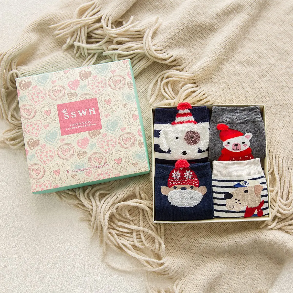 

Makuluya 4 Pairs Christmas Cartoon Elk Jacquard Cotton Women's All-match Winter Spring Autumn Floor Socks Warm Female Girls QW
