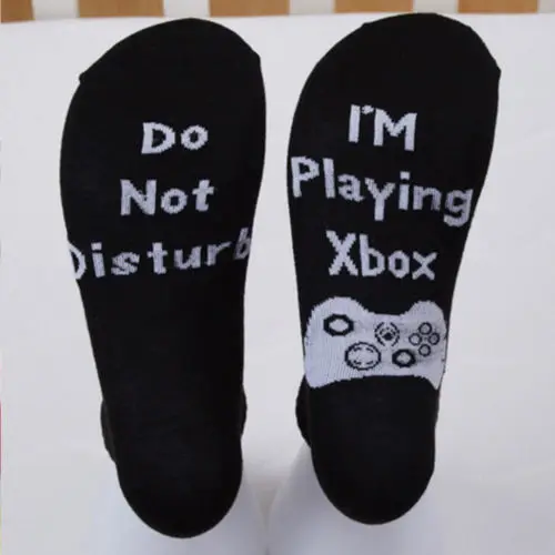 1 пара черно белых новинок не беспокоить я играю в Xbox забавные носки для мужчины и