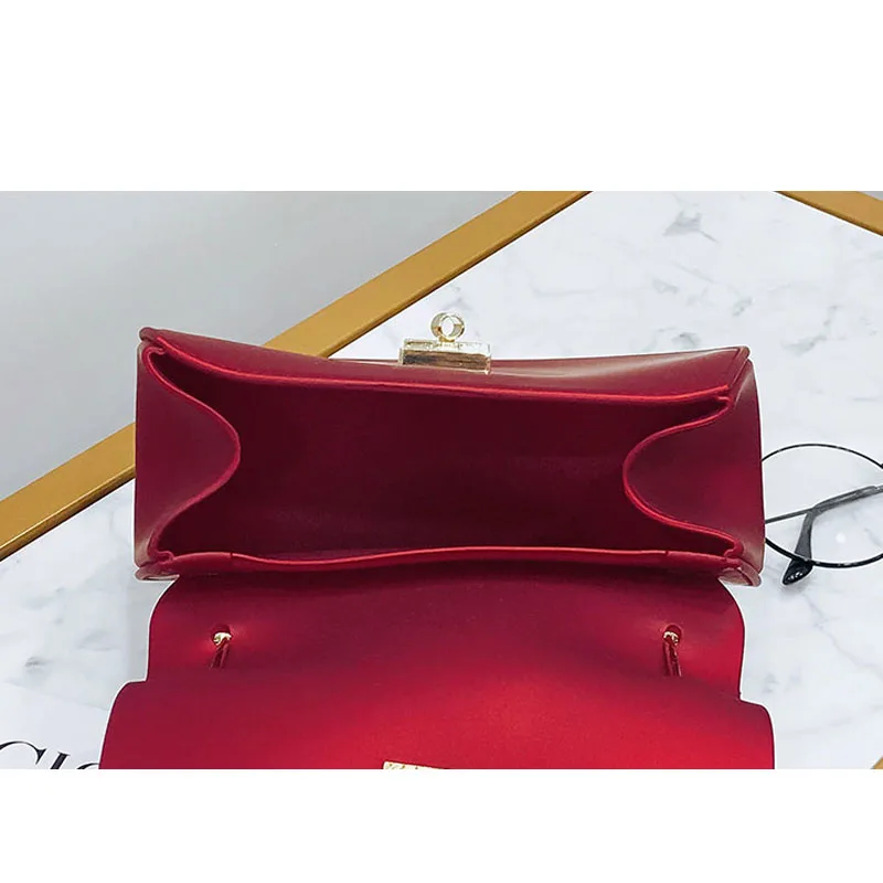 

2019 New Lady Pu Leather Women Messenger bags Fashion Shoulder Bag Female Star Crossbody Flap Design Bags49