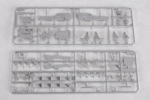 Трубач 1/700 05721 русский круизер варяг | Игрушки и хобби