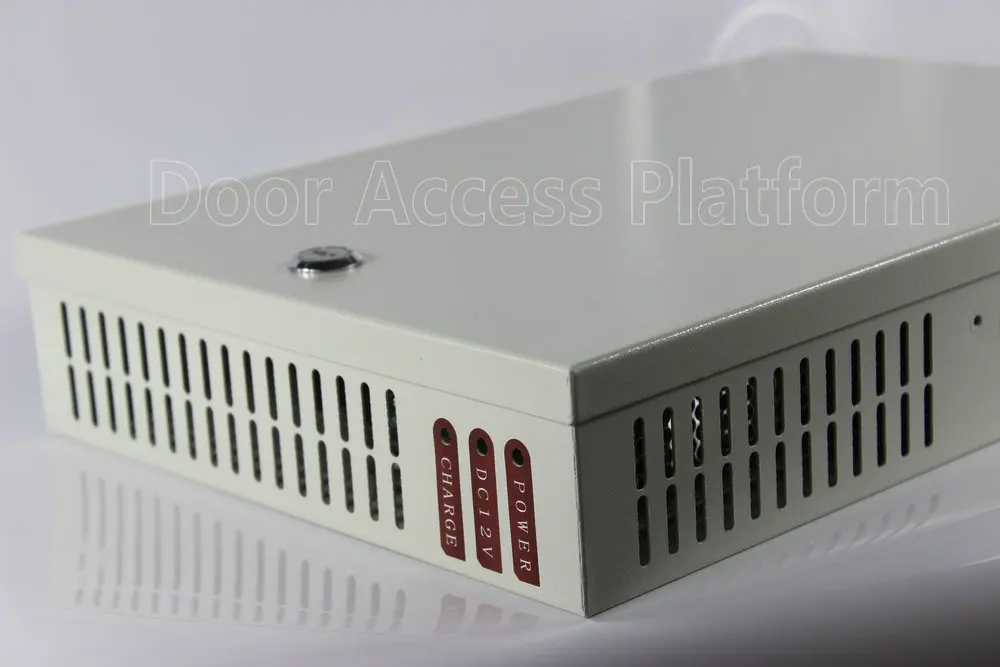 Система контроллера доступа для дверей с RFID кардридером и замком на