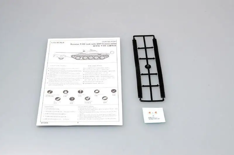 Российский бак Trumpeter 1/72 07283 с T 55|Наборы для сборки моделей| |